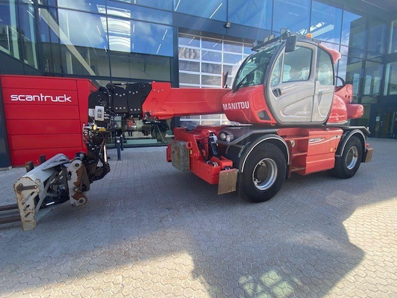 Manitou MRT2550 P+ ST4 - Teleskoplastar: bild 1 Manitou MRT2550 P+ ST4 - Teleskoplastar: bild 1