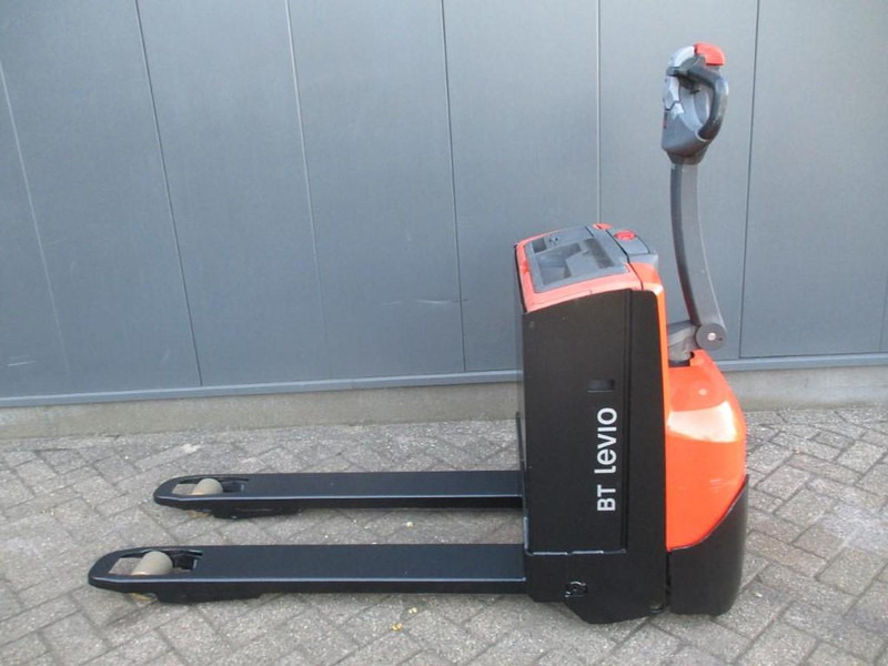 BT LWE 160 - Låglyftar: bild 1 BT LWE 160 - Låglyftar: bild 1