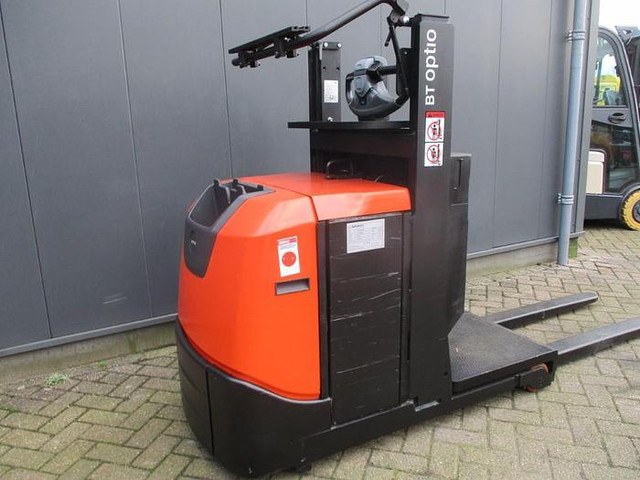 Toyota OSE 100W - Plocktruck: bild 3 Toyota OSE 100W - Plocktruck: bild 3