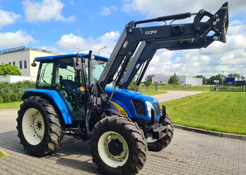 New Holland T5040 - Traktor: bild 2 New Holland T5040 - Traktor: bild 2
