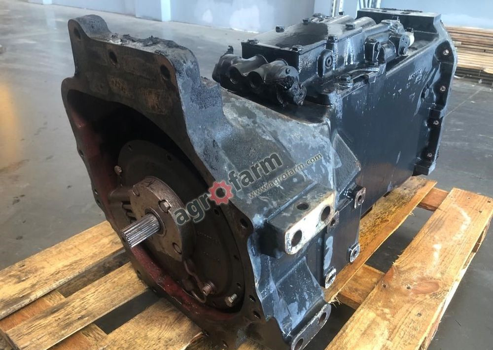SKRZYNIA BIEGÓW FORD 7740 82006985 - Växellåda: bild 1 SKRZYNIA BIEGÓW FORD 7740 82006985 - Växellåda: bild 1