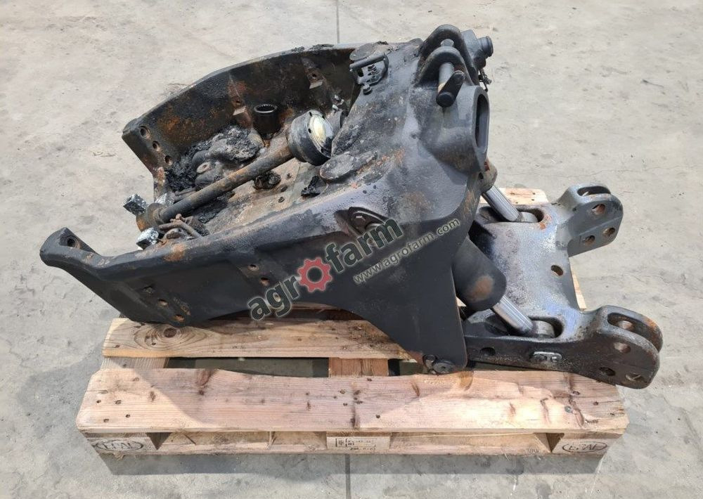 TUZ, przedni podnośnik, WOM VALTRA N174 - Tillbehör för Traktor: bild 3 TUZ, przedni podnośnik, WOM VALTRA N174 - Tillbehör för Traktor: bild 3