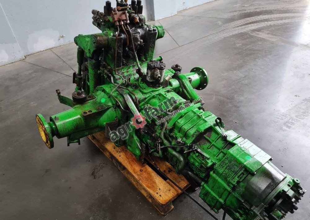 Tylny most i skrzynia biegów John Deere 6320 - Växellåda: bild 3 Tylny most i skrzynia biegów John Deere 6320 - Växellåda: bild 3