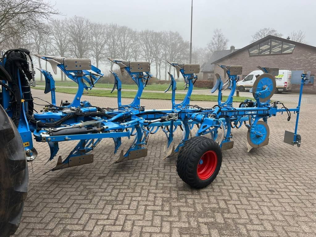 Lemken Juwel 8 V 5 N 100 - Plog: bild 1 Lemken Juwel 8 V 5 N 100 - Plog: bild 1