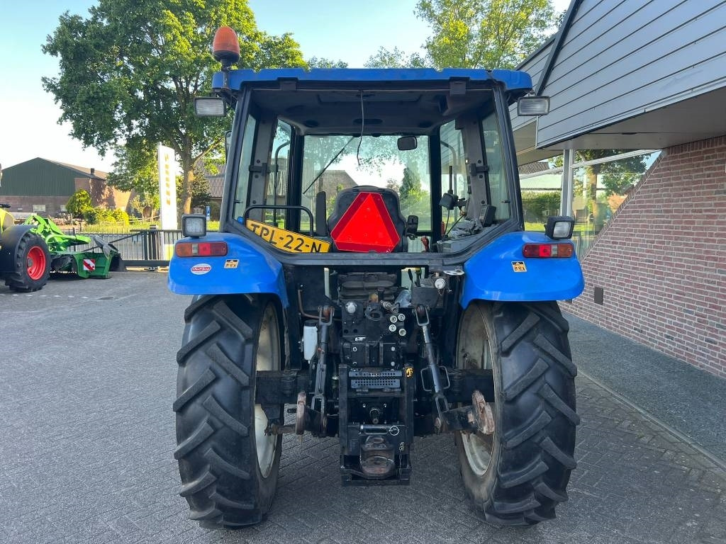New Holland TL 90 - Traktor: bild 4 New Holland TL 90 - Traktor: bild 4