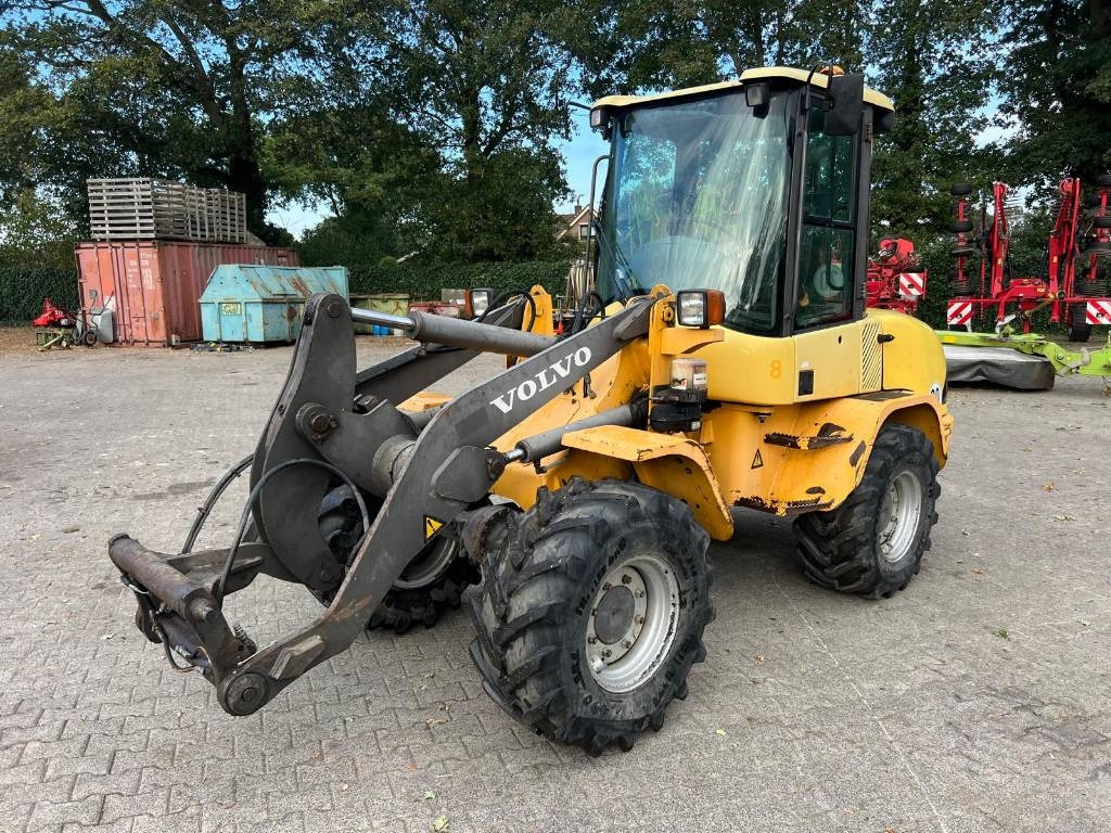 Volvo L 30 B - Hjullastare: bild 1 Volvo L 30 B - Hjullastare: bild 1