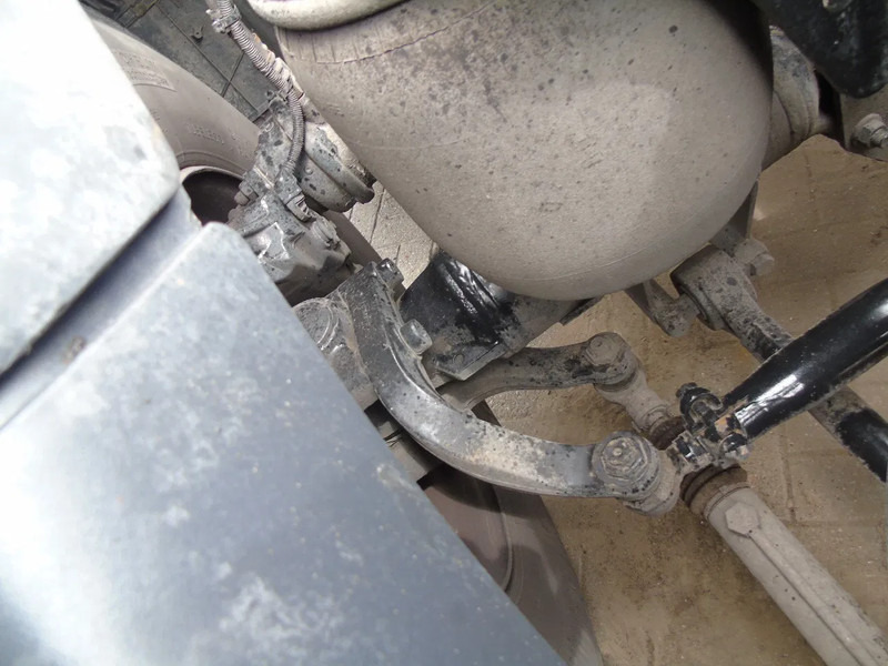 Dragbil MAN TGX 26.480 + 6x2 + retarder + euro 6: bild 18 Dragbil MAN TGX 26.480 + 6x2 + retarder + euro 6: bild 18