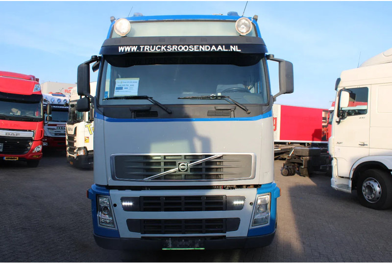 Volvo FH 12.440 + xl cab + manual + EURO 5 - Dragbil: bild 4 Volvo FH 12.440 + xl cab + manual + EURO 5 - Dragbil: bild 4