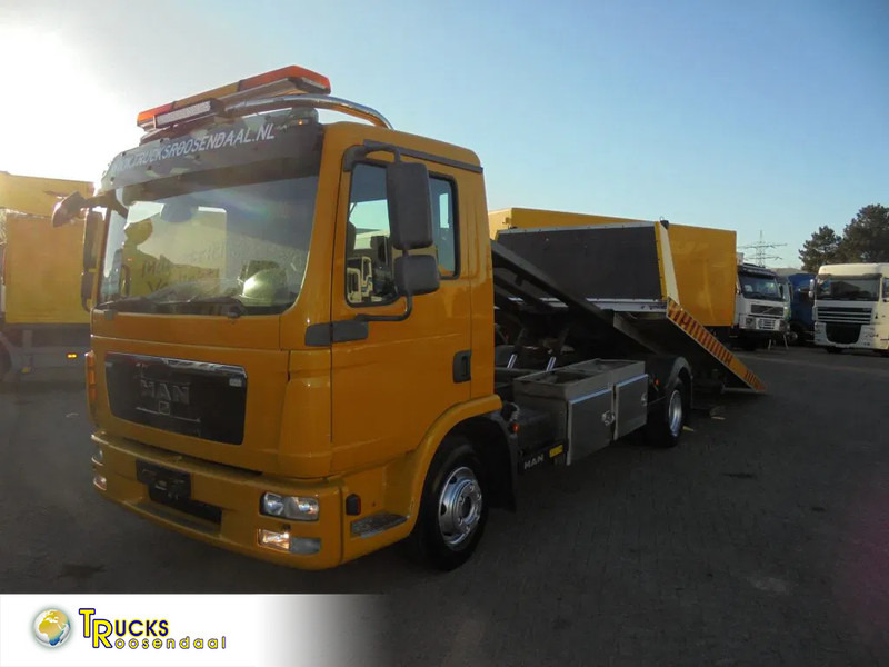 MAN TGL 12.220 + manual + full option+ BRIL + WINCH + Discounted from 42.950,- - Biltransportbil lastbil: bild 1 MAN TGL 12.220 + manual + full option+ BRIL + WINCH + Discounted from 42.950,- - Biltransportbil lastbil: bild 1