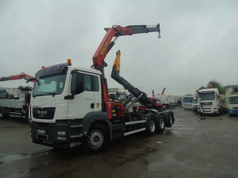 MAN TGS 35.440 + PALFINGER 24500 + 8X4 + EURO 5 + REMOTE - Lastväxlare lastbil, Kranbil: bild 2 MAN TGS 35.440 + PALFINGER 24500 + 8X4 + EURO 5 + REMOTE - Lastväxlare lastbil, Kranbil: bild 2