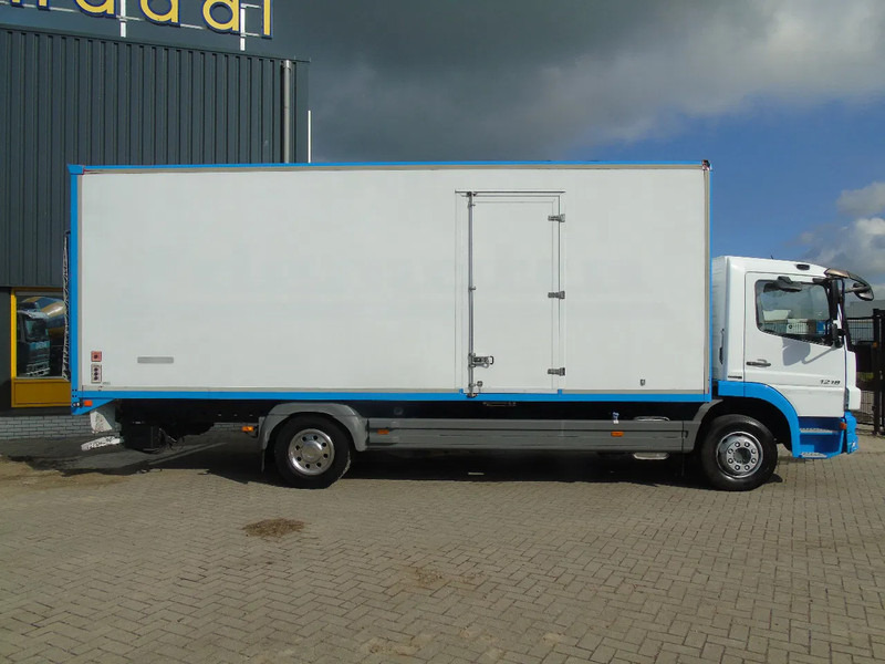 Mercedes-Benz Atego 1218 + euro 5 + lift - Lastbil med skåp: bild 5 Mercedes-Benz Atego 1218 + euro 5 + lift - Lastbil med skåp: bild 5