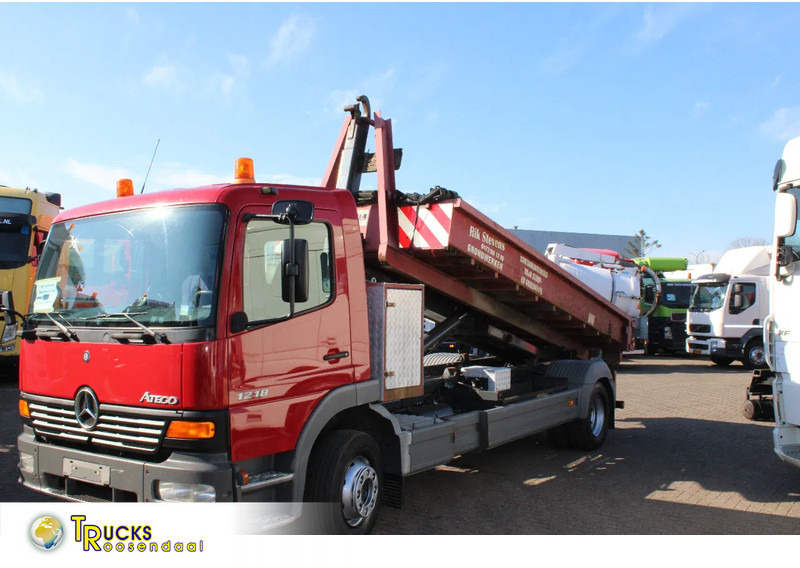 Mercedes-Benz Atego reserved!! 1218 + HYVALIFT + CONTAINER + MANUAL - Lastväxlare lastbil: bild 1 Mercedes-Benz Atego reserved!! 1218 + HYVALIFT + CONTAINER + MANUAL - Lastväxlare lastbil: bild 1