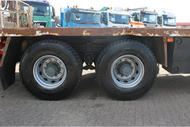 Renault Kerax 370 + HIAB 166-4 HIDRUO + 6X4 + MANUAL + SPRING + REMOTE + EURO 5 + 6X4 - Kranbil: bild 5 Renault Kerax 370 + HIAB 166-4 HIDRUO + 6X4 + MANUAL + SPRING + REMOTE + EURO 5 + 6X4 - Kranbil: bild 5