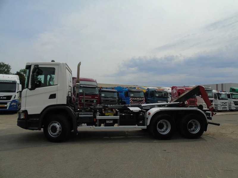Scania G450 + 6X4 + RETARDER + EURO 6 - Lastväxlare lastbil: bild 3 Scania G450 + 6X4 + RETARDER + EURO 6 - Lastväxlare lastbil: bild 3