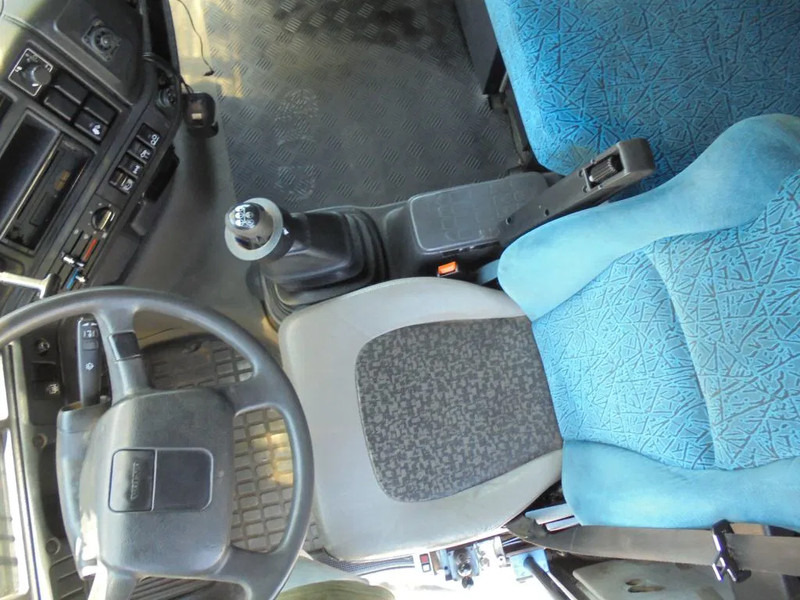 Volvo FH 12.420 + Euro 2 + 6x2 + Manual - Chassi lastbil: bild 5 Volvo FH 12.420 + Euro 2 + 6x2 + Manual - Chassi lastbil: bild 5