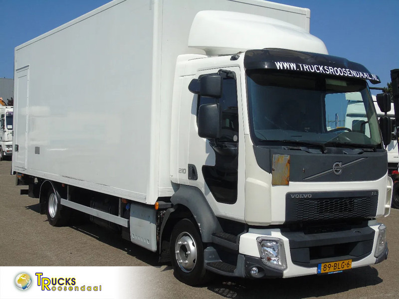 Volvo FL 210 + EURO 6 + LIFT - Lastbil med skåp: bild 1 Volvo FL 210 + EURO 6 + LIFT - Lastbil med skåp: bild 1