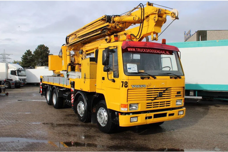 Volvo FL10 8X4 + GROMACH 34 mtr. + EURO 2 - Kranbil: bild 4 Volvo FL10 8X4 + GROMACH 34 mtr. + EURO 2 - Kranbil: bild 4
