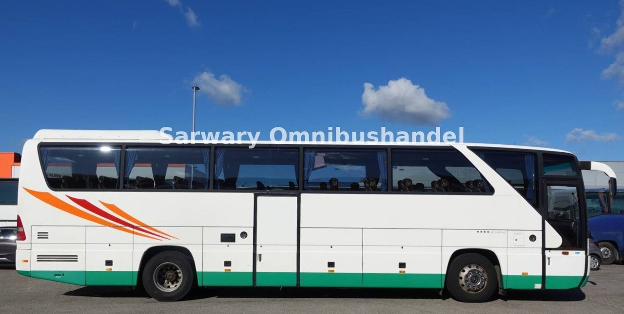 Mercedes-Benz 350 Tourismo 15-RHD *V6*404*Travego*51-Sitze* - Turistbuss: bild 5 Mercedes-Benz 350 Tourismo 15-RHD *V6*404*Travego*51-Sitze* - Turistbuss: bild 5
