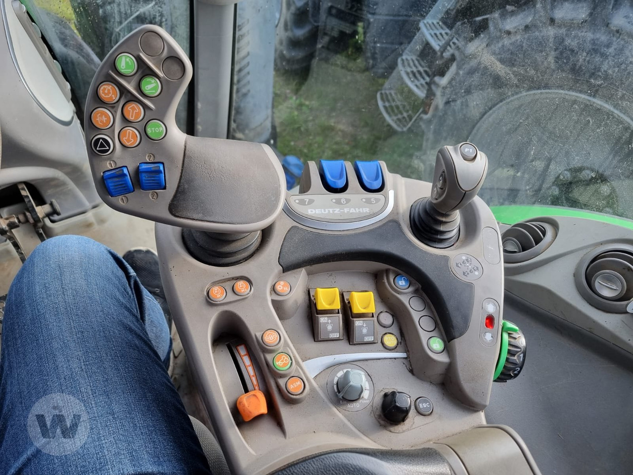 Deutz Agrotron 6175 RC SHIFT - Traktor: bild 5 Deutz Agrotron 6175 RC SHIFT - Traktor: bild 5