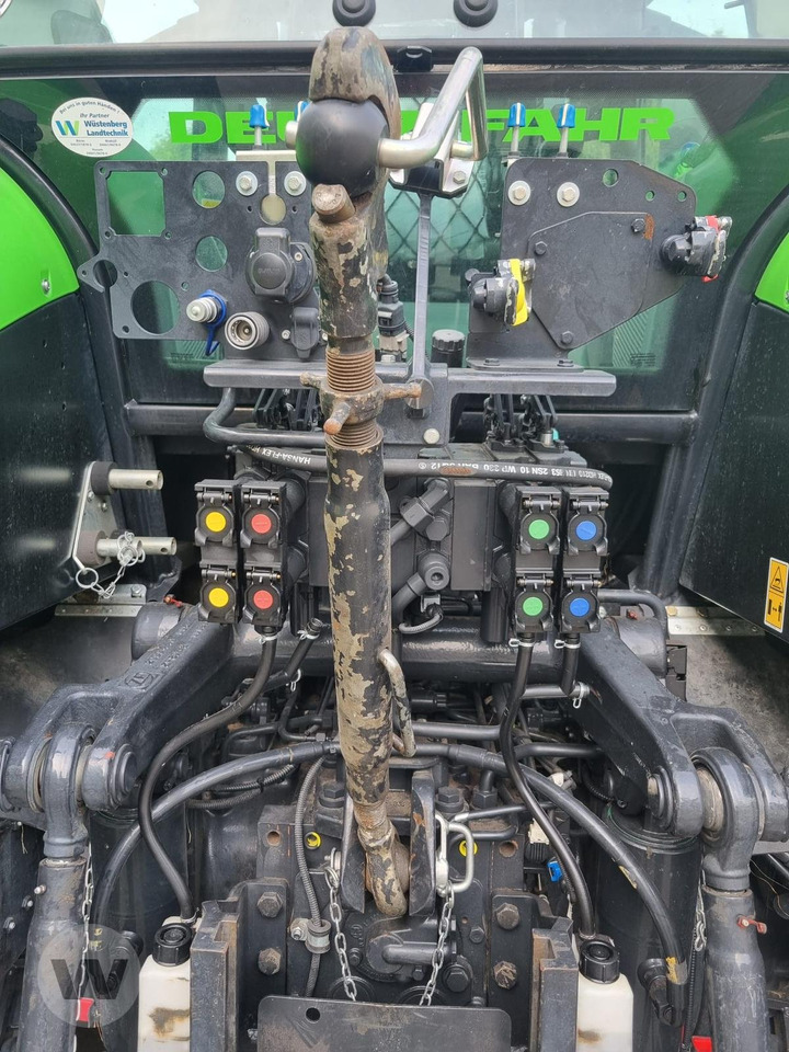 Deutz-Fahr Agrotron 6145.4 - Traktor: bild 5 Deutz-Fahr Agrotron 6145.4 - Traktor: bild 5