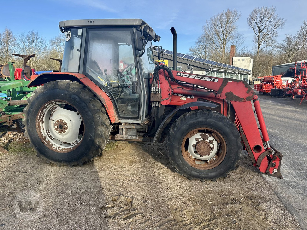Massey Ferguson 4235 - Traktor: bild 1 Massey Ferguson 4235 - Traktor: bild 1