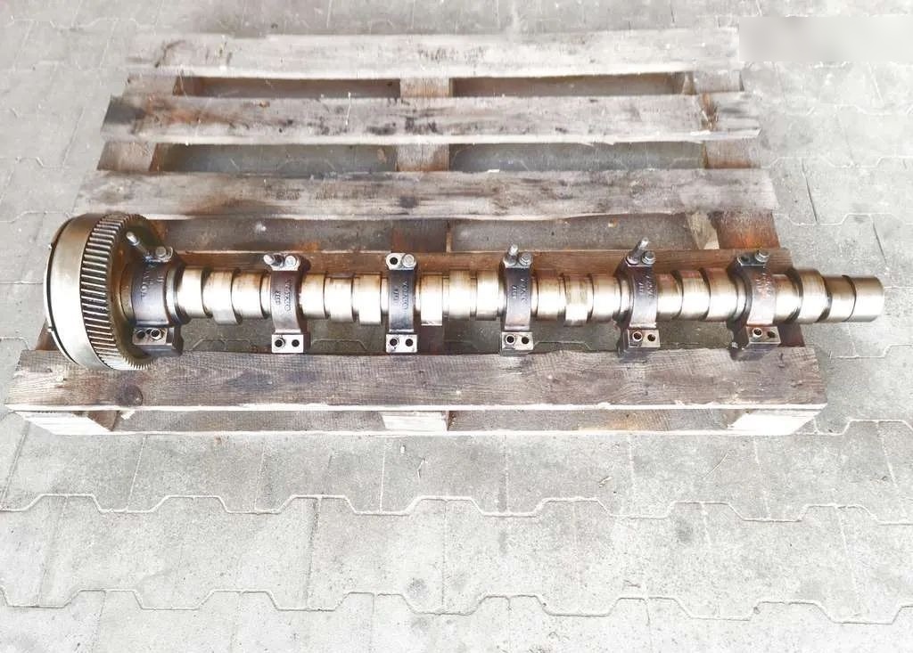 VOLVO FH12 D12 CAMSHAFT / 3165224 / WORLDWIDE DELIVERY - Kamaxel för Lastbil: bild 3 VOLVO FH12 D12 CAMSHAFT / 3165224 / WORLDWIDE DELIVERY - Kamaxel för Lastbil: bild 3