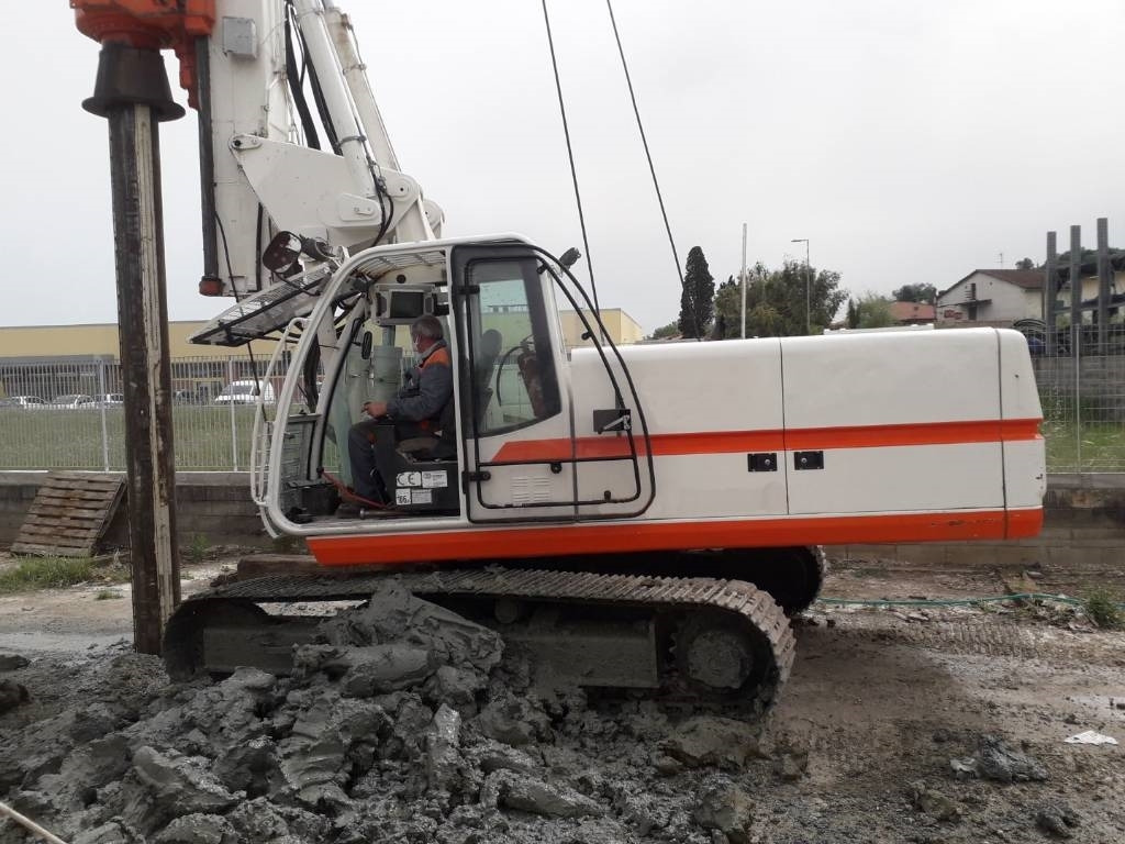 Soilmec R210 - Pålkran: bild 4 Soilmec R210 - Pålkran: bild 4
