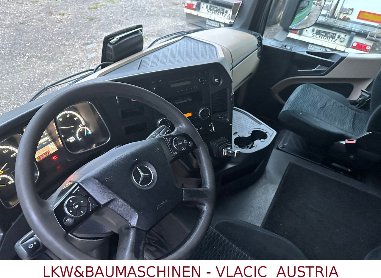Mercedes-Benz Actros 1840 ADR - Dragbil: bild 4 Mercedes-Benz Actros 1840 ADR - Dragbil: bild 4