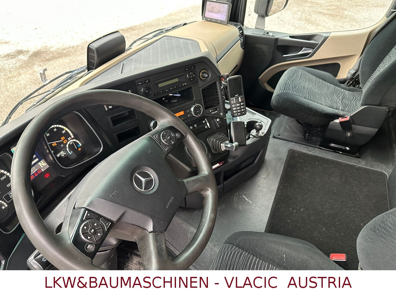 Mercedes-Benz Actros 1840 ADR - Dragbil: bild 4 Mercedes-Benz Actros 1840 ADR - Dragbil: bild 4