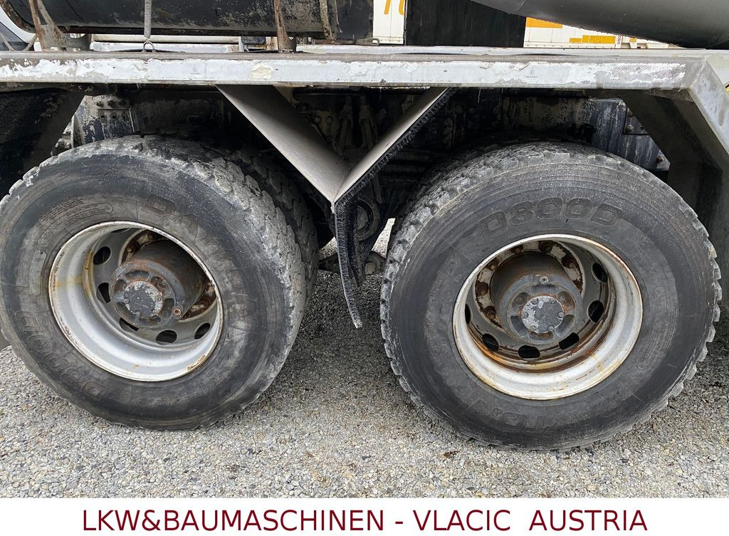 Renault K - HD 8X4 Betonmiscer 9m3 - Betongbil: bild 4 Renault K - HD 8X4 Betonmiscer 9m3 - Betongbil: bild 4