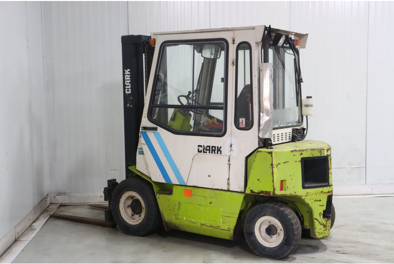 Clark DPM20N - Dieseltruck: bild 5 Clark DPM20N - Dieseltruck: bild 5