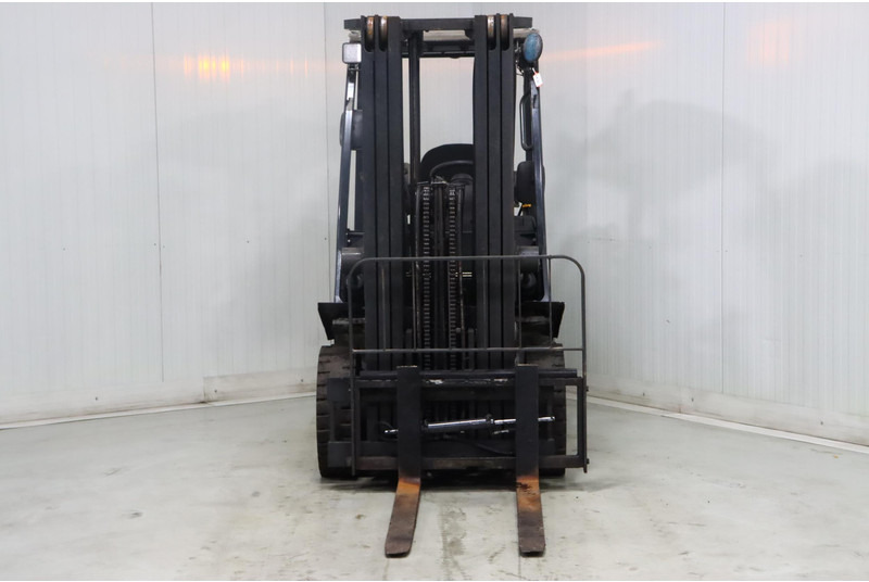 Nissan U1D2A20LQ - Gasoltruck: bild 2 Nissan U1D2A20LQ - Gasoltruck: bild 2