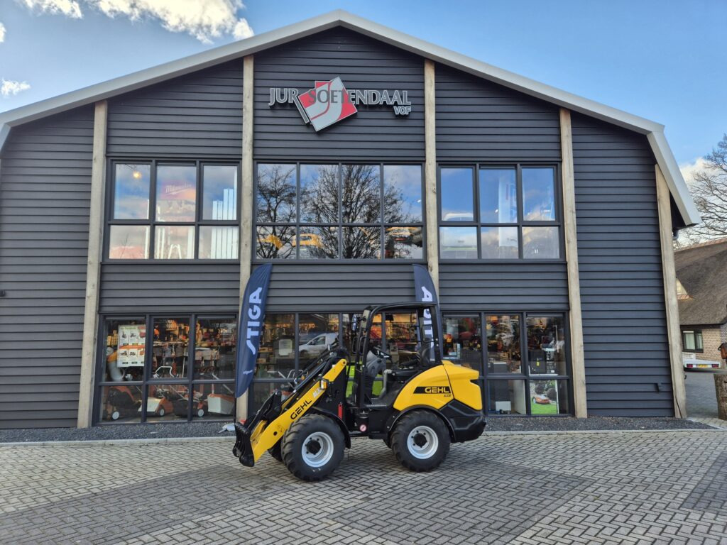 GEHL AL330 loader - Minilastare: bild 1 GEHL AL330 loader - Minilastare: bild 1
