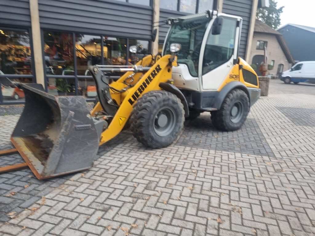 LIEBHERR L506C - Hjullastare: bild 2 LIEBHERR L506C - Hjullastare: bild 2