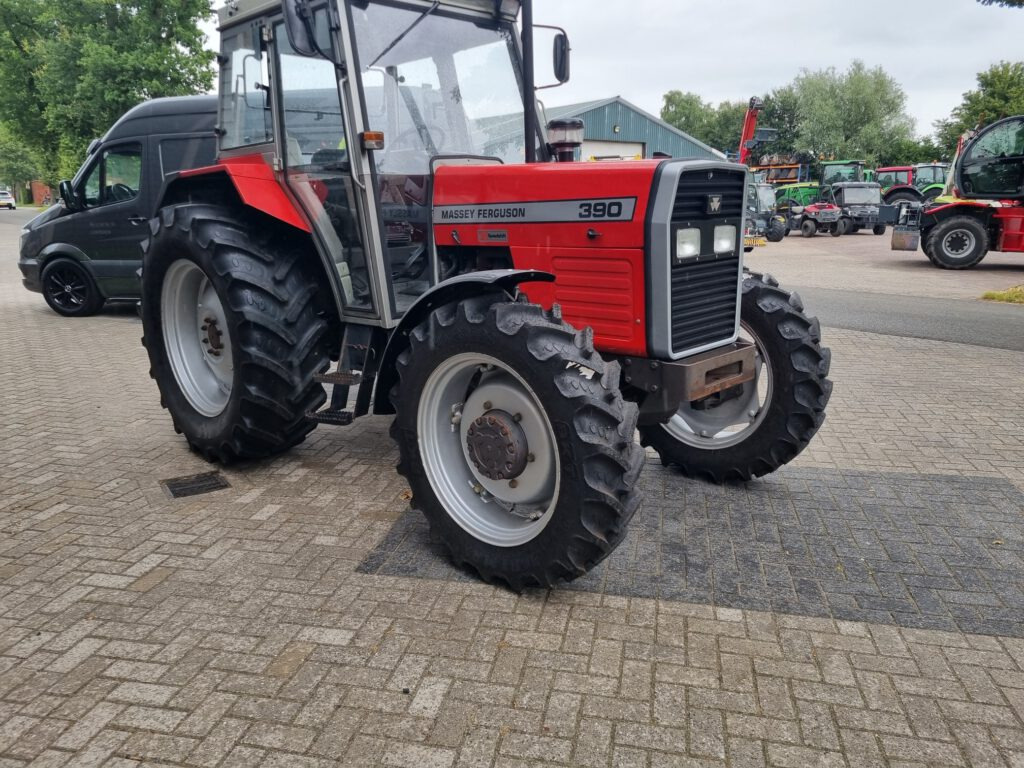 MASSEY FERGUSON 390 - Traktor: bild 5 MASSEY FERGUSON 390 - Traktor: bild 5
