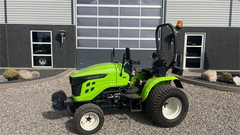 Avenger 26 Med frontvægt og MOMSFRI - Traktor: bild 1 Avenger 26 Med frontvægt og MOMSFRI - Traktor: bild 1