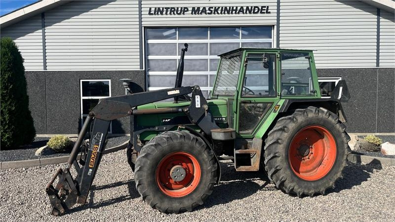 Fendt Farmer 309 Med frontlæsser - Traktor: bild 1 Fendt Farmer 309 Med frontlæsser - Traktor: bild 1