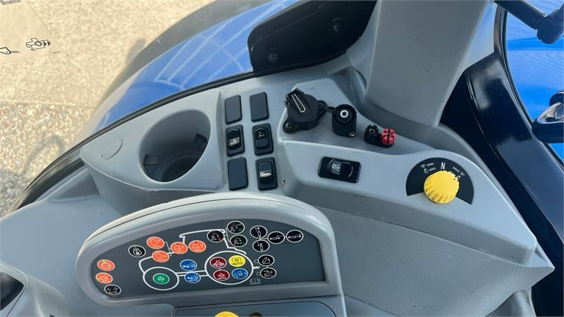 Traktor New Holland T7.270 AC med frontlift og frontlæsser: bild 8