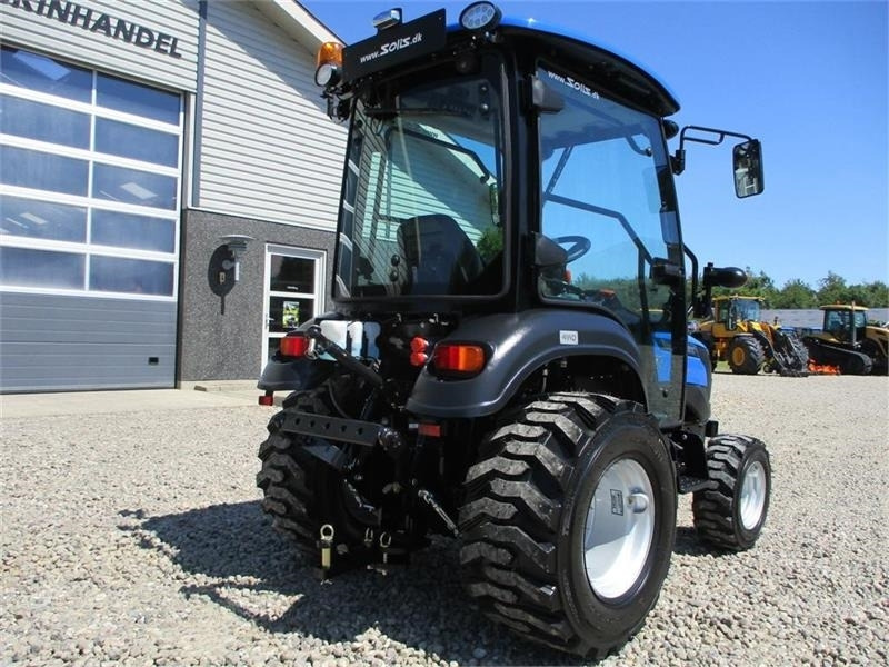 Traktor Solis 26 HST med kabine og Industrihjul: bild 11