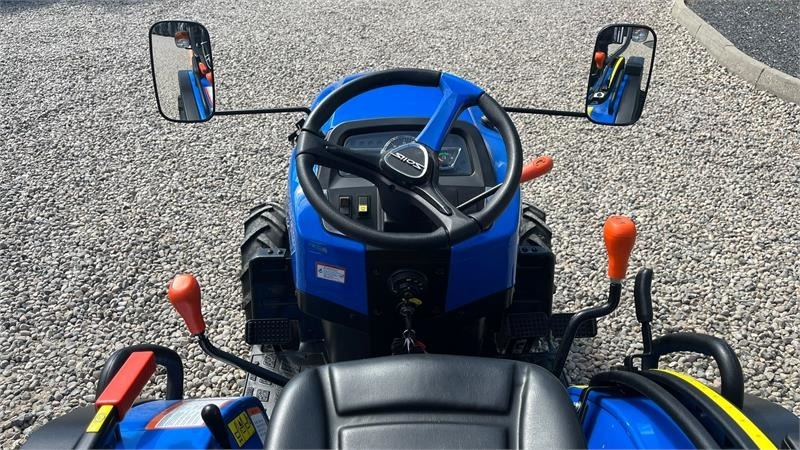 Solis S26 6+2 Gearmaskine med Servostyring og brede trak - Kommunaltraktor: bild 5 Solis S26 6+2 Gearmaskine med Servostyring og brede trak - Kommunaltraktor: bild 5