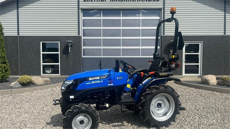 Solis S26 6+2 gearmaskine med servostyring - Traktor: bild 1 Solis S26 6+2 gearmaskine med servostyring - Traktor: bild 1