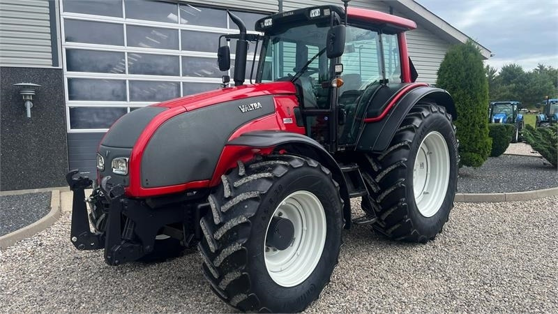 Valtra T171 Frontlift og fuld affjedring - Traktor: bild 2 Valtra T171 Frontlift og fuld affjedring - Traktor: bild 2