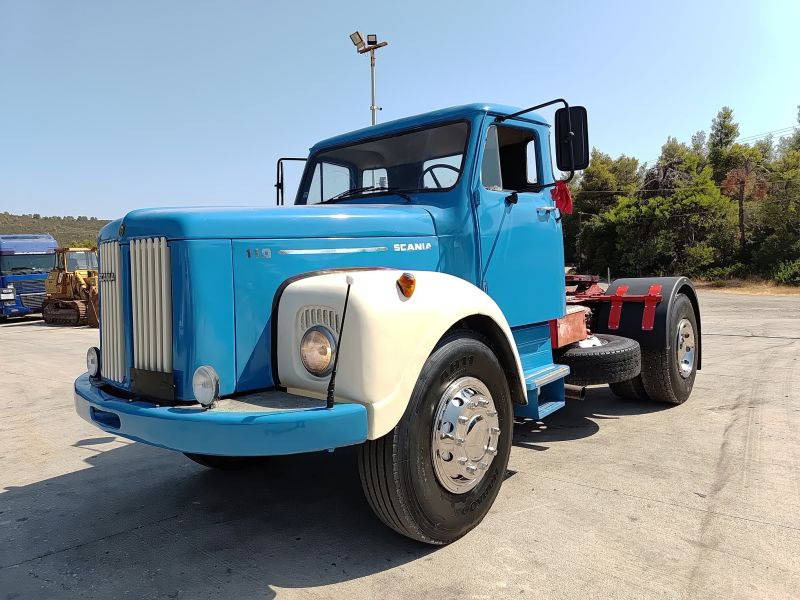 Scania L Scania Vabis L110 4X2 Truck Head - Dragbil: bild 1 Scania L Scania Vabis L110 4X2 Truck Head - Dragbil: bild 1