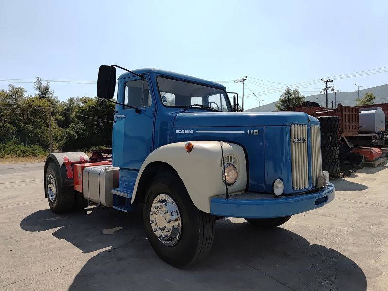 Scania L Scania Vabis L110 4X2 Truck Head - Dragbil: bild 2 Scania L Scania Vabis L110 4X2 Truck Head - Dragbil: bild 2