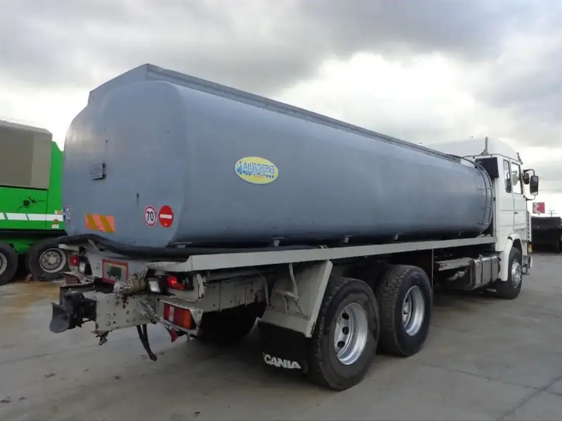 Scania R143-470 V8 Scania R143HL .470 6X2 Diesel/OIL Tank - Tankbil: bild 5 Scania R143-470 V8 Scania R143HL .470 6X2 Diesel/OIL Tank - Tankbil: bild 5