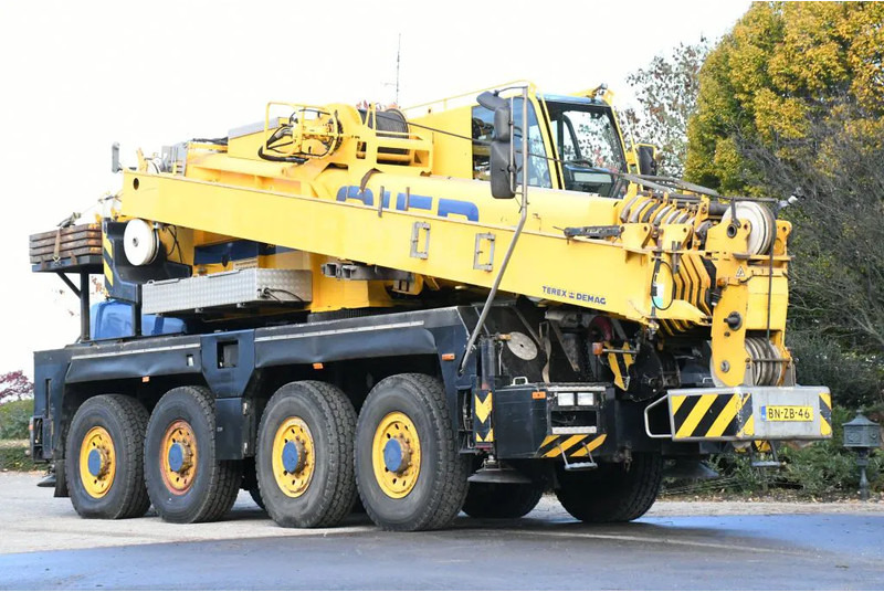 Demag AC60 CITY CLASS! Double cab!!8X8!! - Mobilkran: bild 2 Demag AC60 CITY CLASS! Double cab!!8X8!! - Mobilkran: bild 2