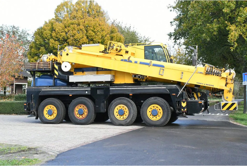 Demag AC60 CITY CLASS! Double cab!!8X8!! - Mobilkran: bild 3 Demag AC60 CITY CLASS! Double cab!!8X8!! - Mobilkran: bild 3