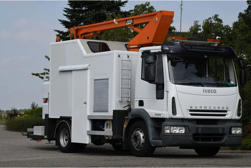 Iveco EuroCargo 120 E18!! ARBEITSBUHNE/SKYWORKER/HOOGWERKER!!EURO5!! CUSTERS!! - Lastbil: bild 2 Iveco EuroCargo 120 E18!! ARBEITSBUHNE/SKYWORKER/HOOGWERKER!!EURO5!! CUSTERS!! - Lastbil: bild 2