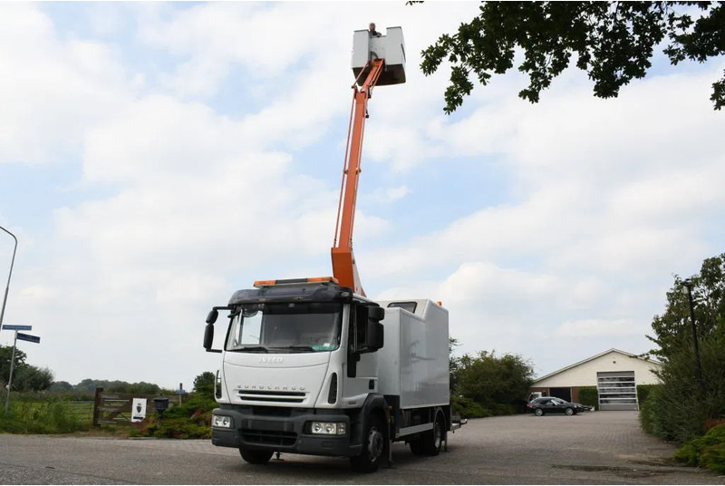 Iveco EuroCargo 120 E18!! ARBEITSBUHNE/SKYWORKER/HOOGWERKER!!EURO5!! CUSTERS!! - Lastbil: bild 3 Iveco EuroCargo 120 E18!! ARBEITSBUHNE/SKYWORKER/HOOGWERKER!!EURO5!! CUSTERS!! - Lastbil: bild 3