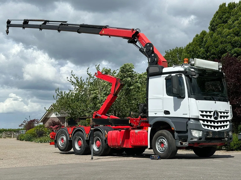 Mercedes-Benz Arocs 3251 8x4 TRIPLE!!26TM KRAAN/HAAK!!EURO6!!TOP! - Lastväxlare lastbil, Kranbil: bild 2 Mercedes-Benz Arocs 3251 8x4 TRIPLE!!26TM KRAAN/HAAK!!EURO6!!TOP! - Lastväxlare lastbil, Kranbil: bild 2